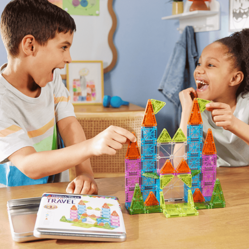 MAGNA-TILES® - Travel Set - Seyahat Seti Manyetik Bloklar - 55 Parça