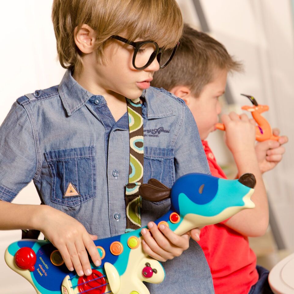 B.Toys Köpekcik Gitar