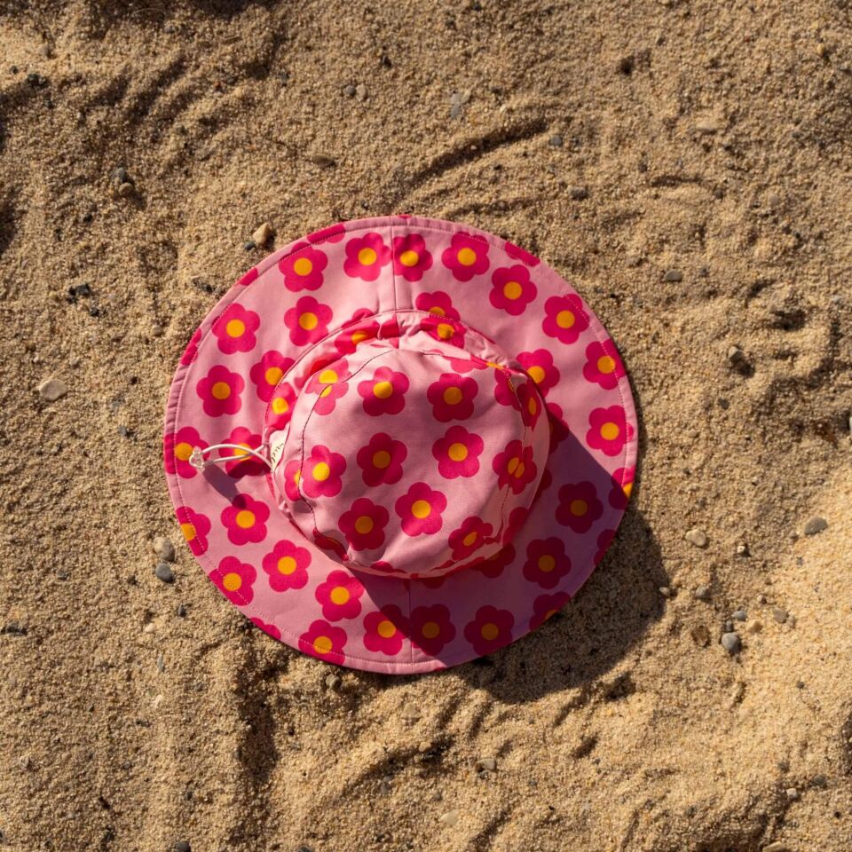 Scallop Bloom Şapka